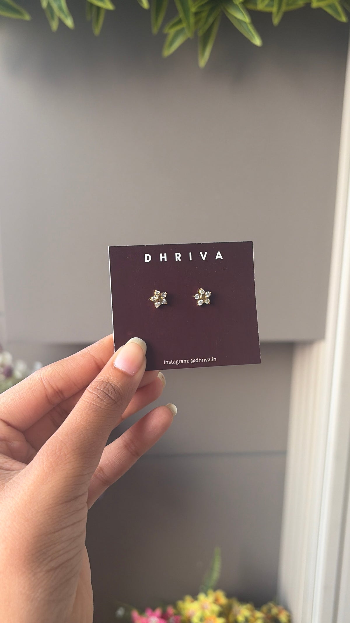 Flora ball back studs