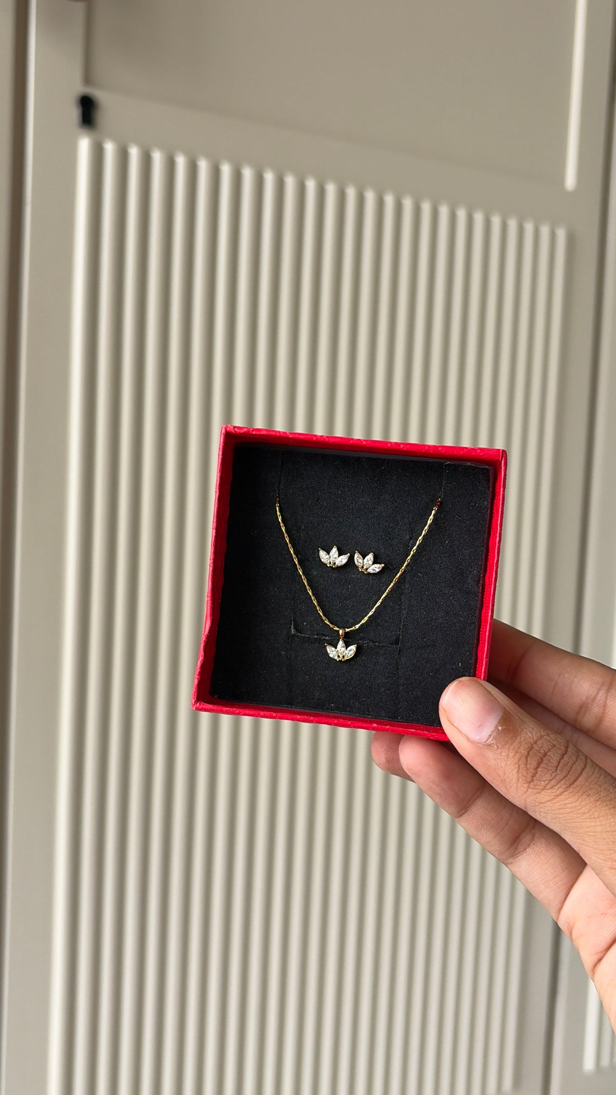 Amara set