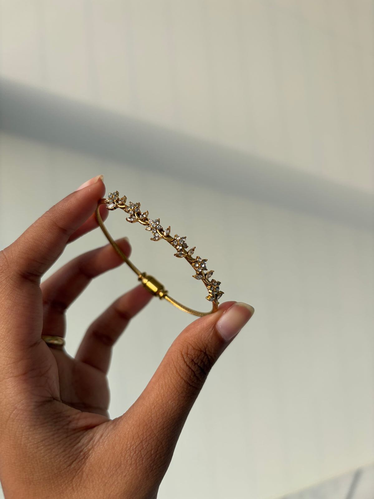 Diana magnetic bracelet