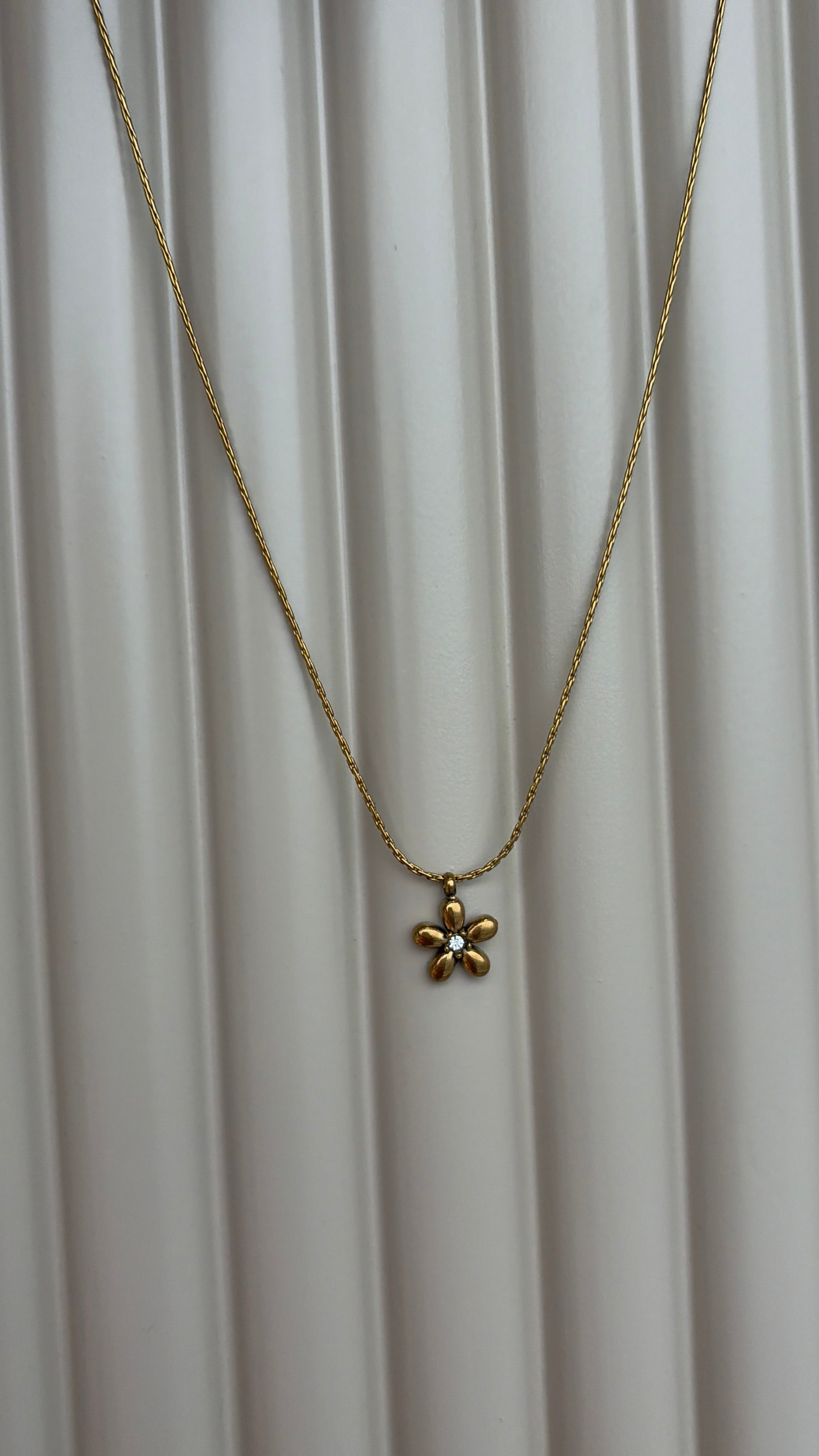 Flora Necklace