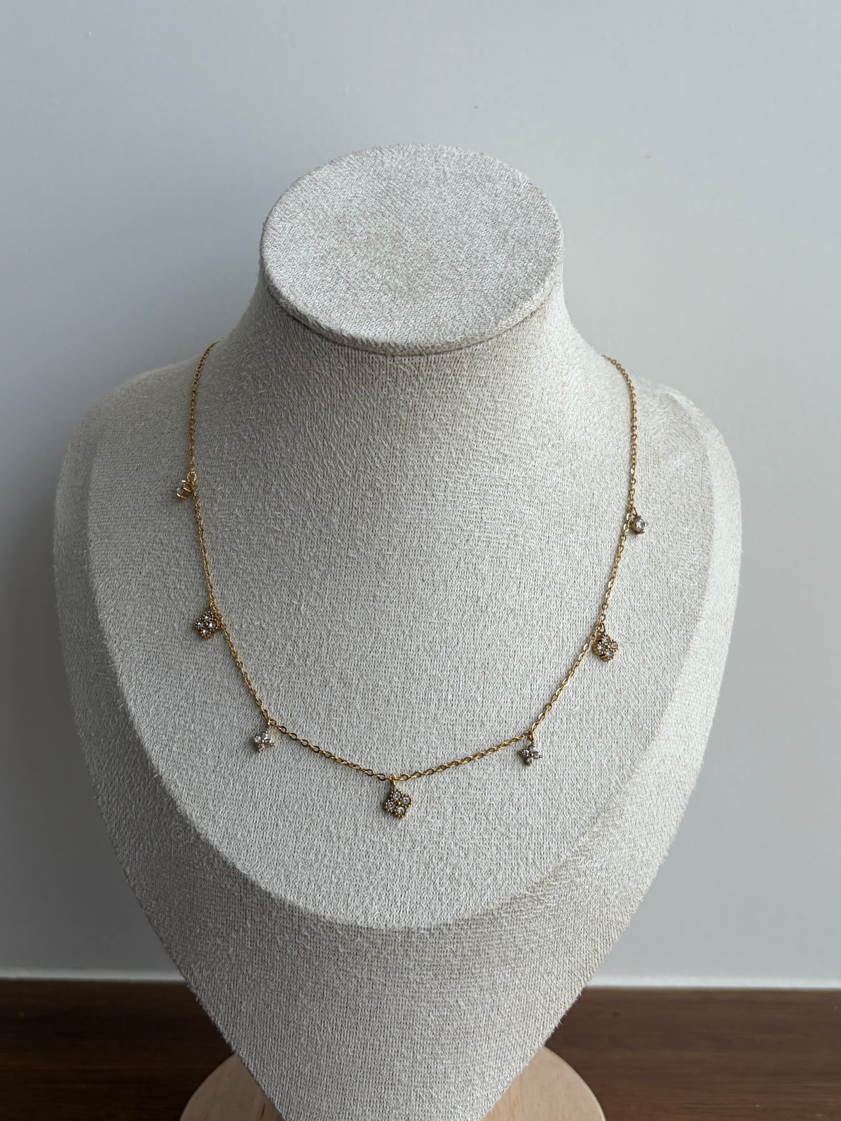 Clovie charms necklace