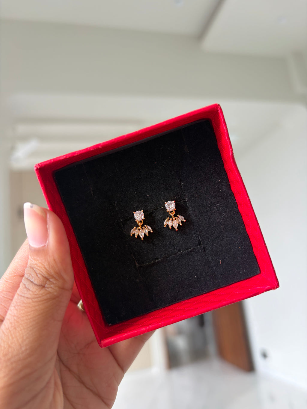 Drop crown ball back earring