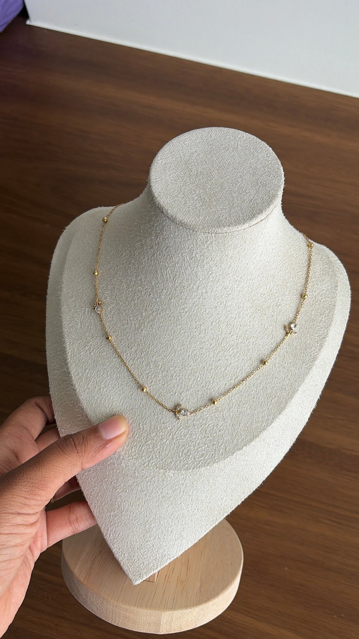 Dreamy tulip necklace (white)