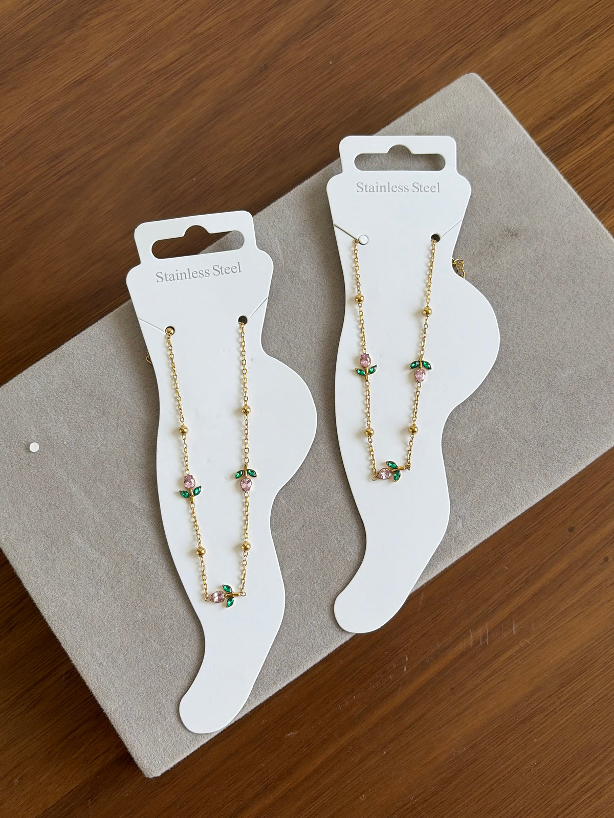 Blush tulip anklet
