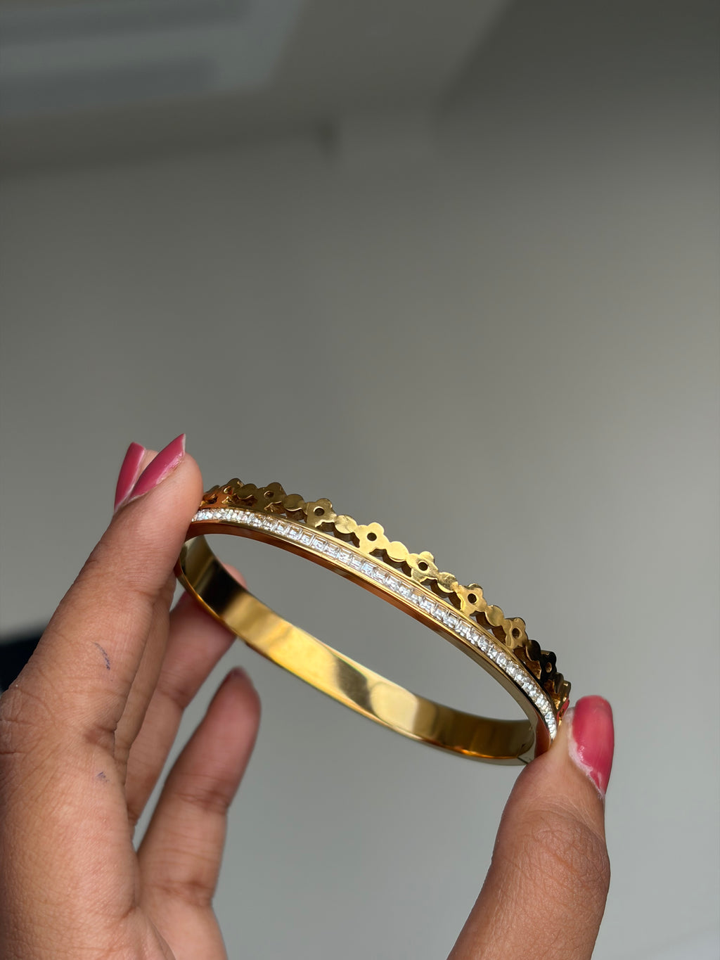 clover blingy bracelet