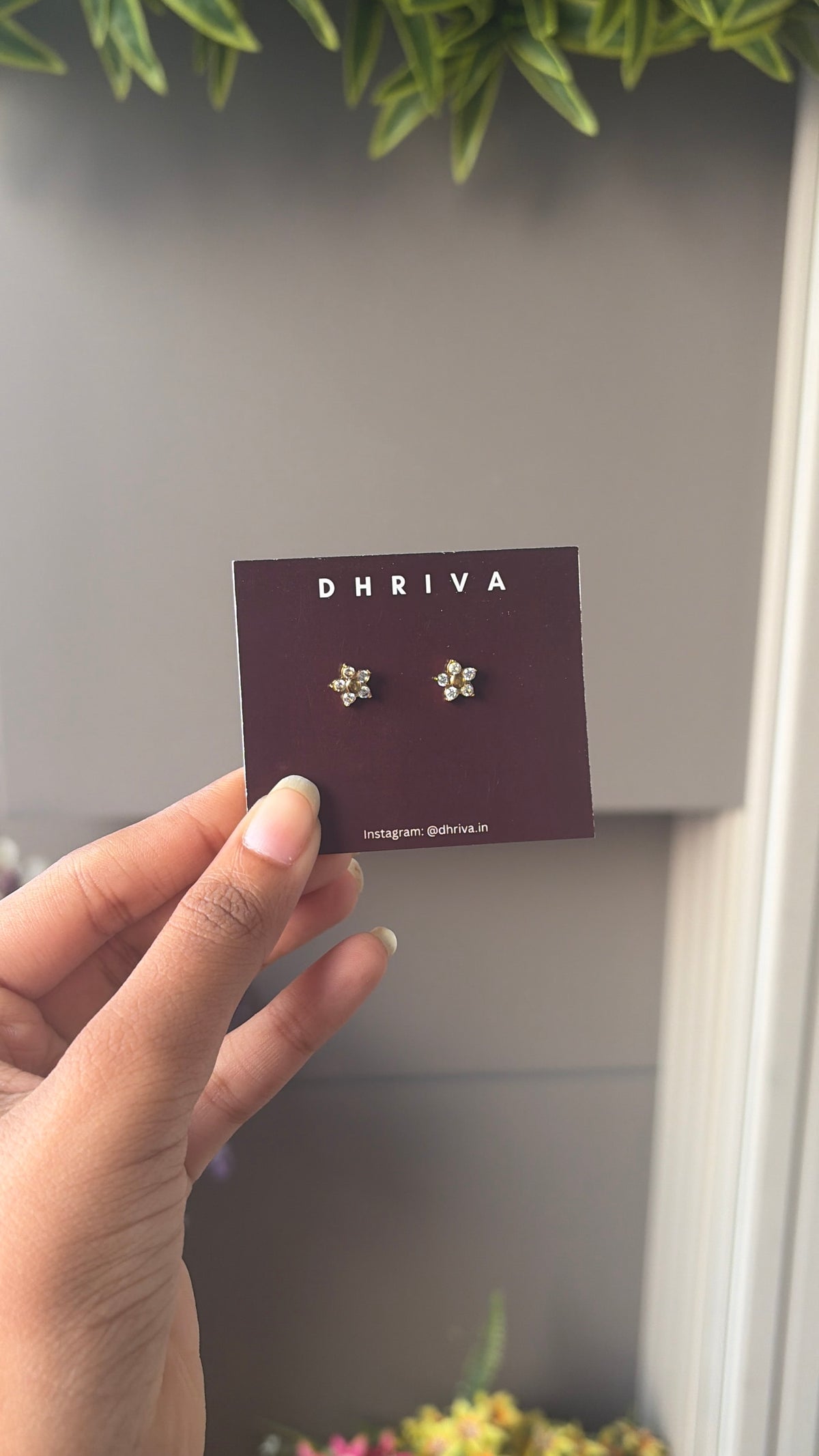 Flora ball back studs
