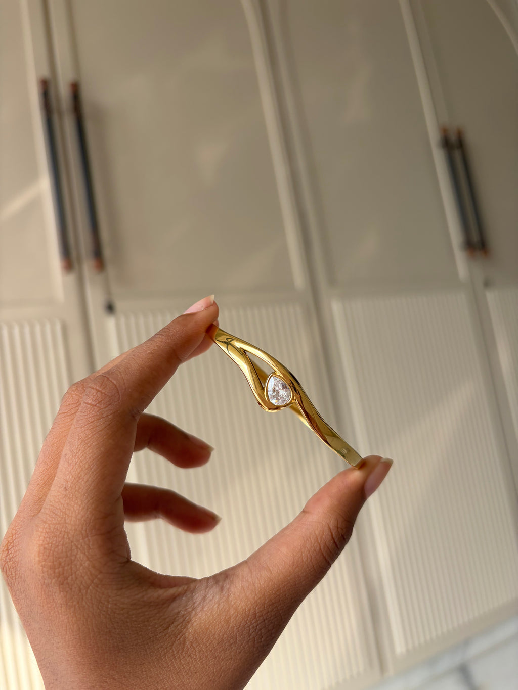 Tear drop bracelet
