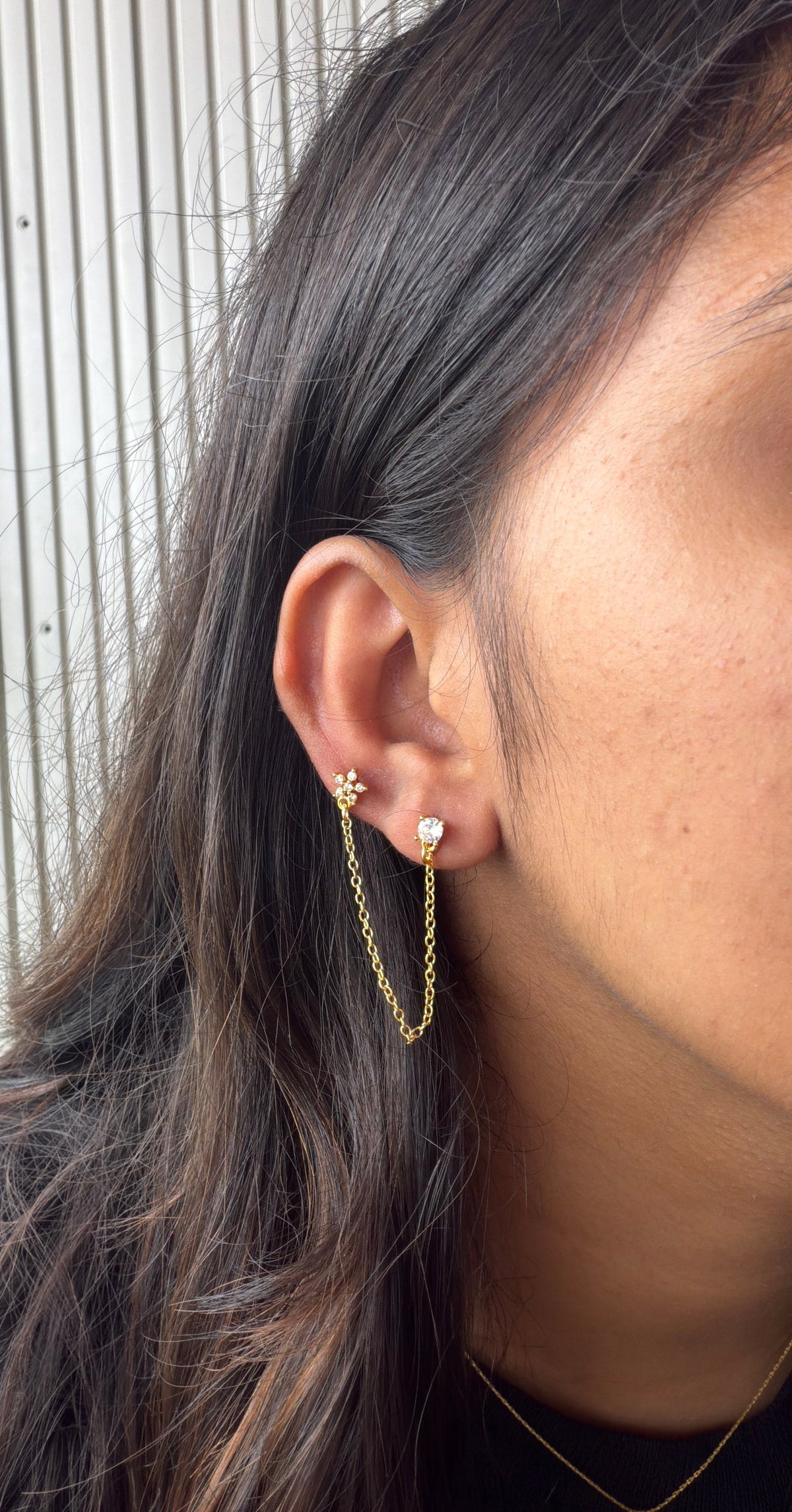 Flakes chain piercing earrings