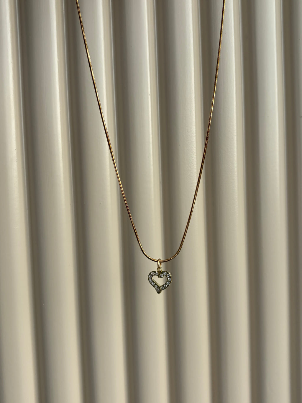 Cuttuuu necklace