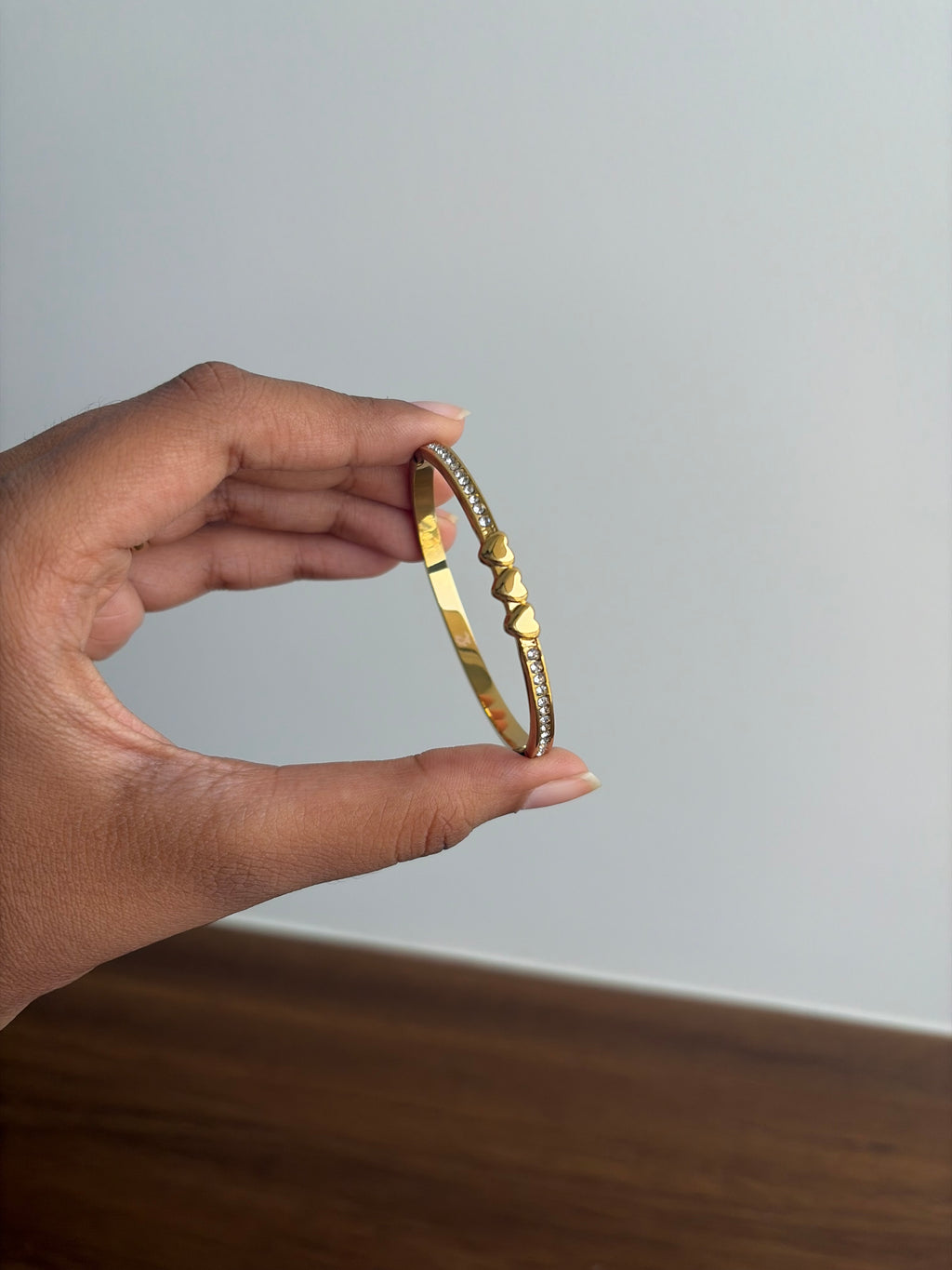 Love shine baby size bracelet