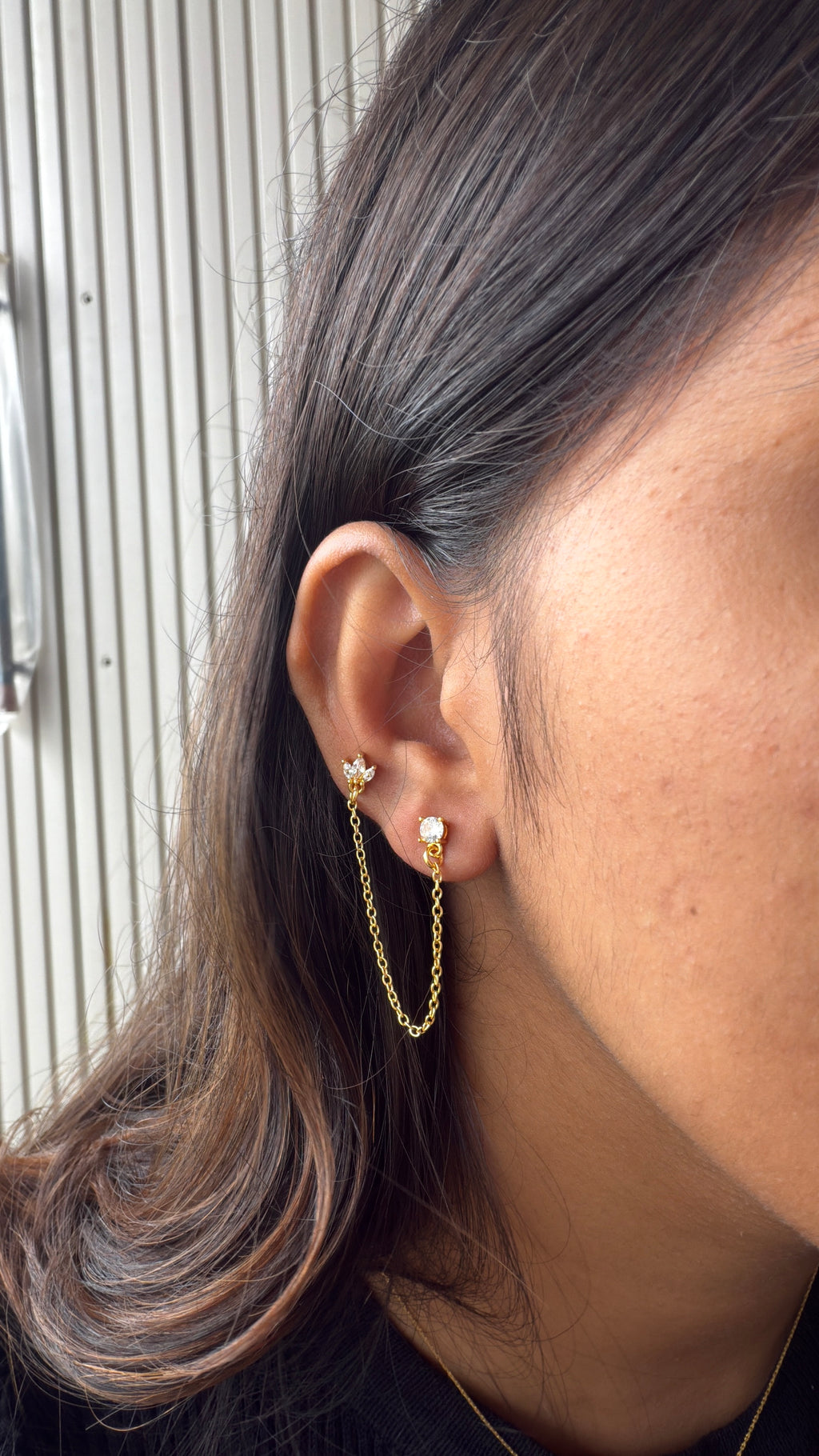 Petal Chain piercing Earring