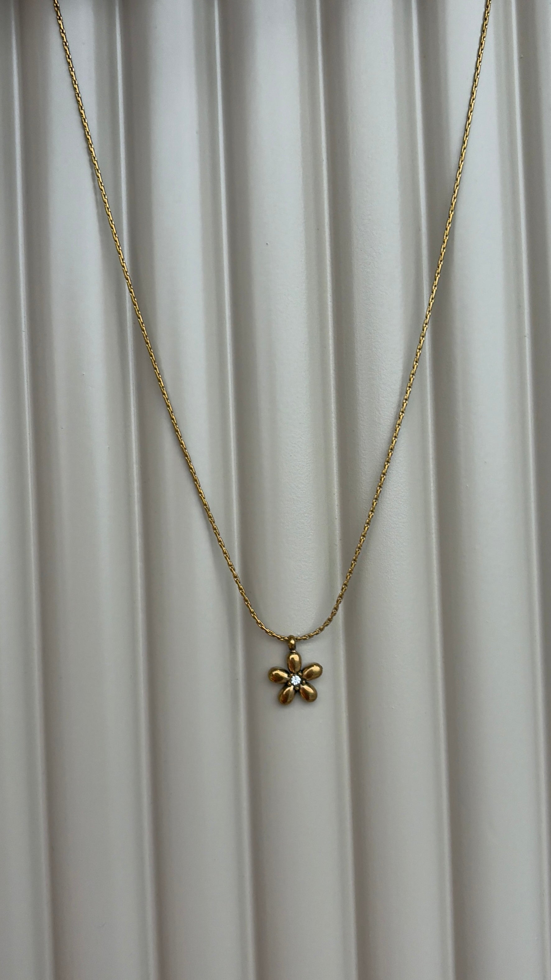 Flora Necklace