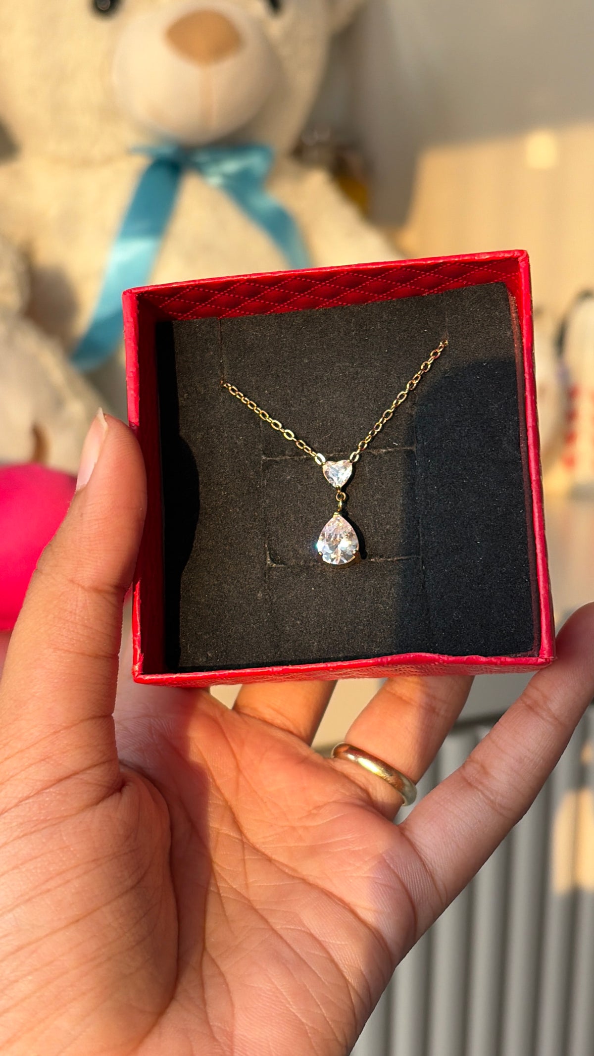 Heart drop necklace