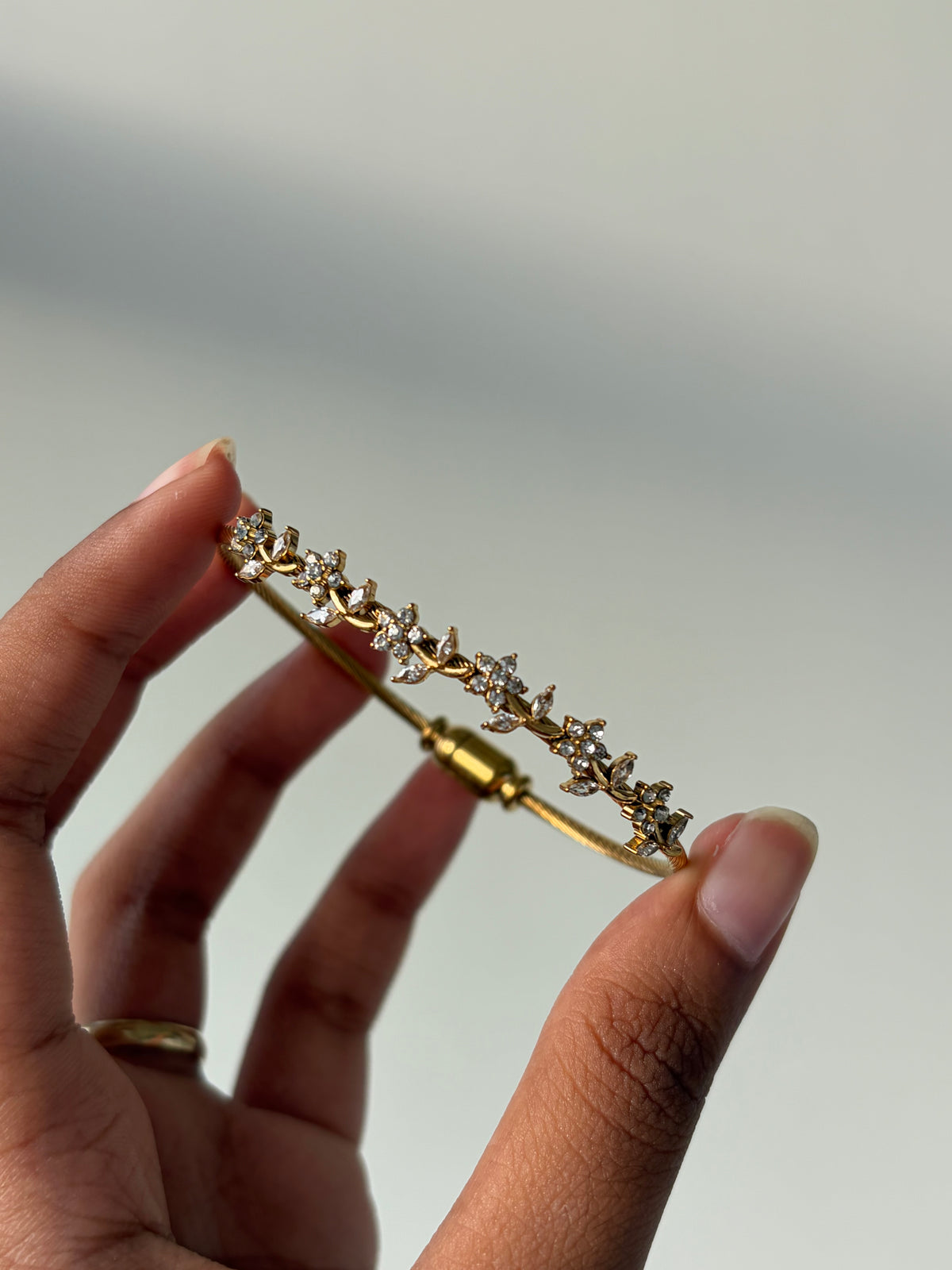 Diana magnetic bracelet