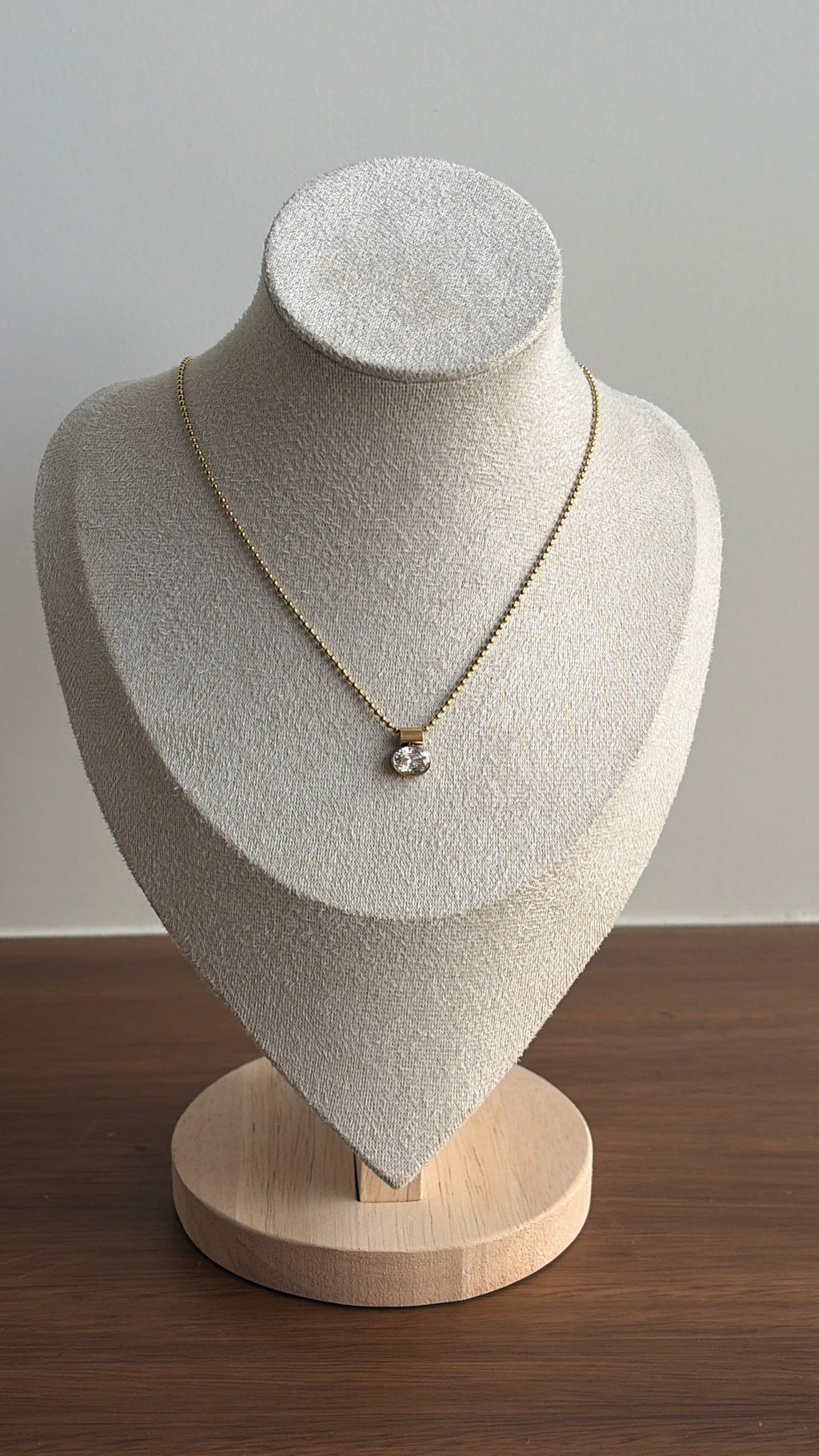 Ela necklace