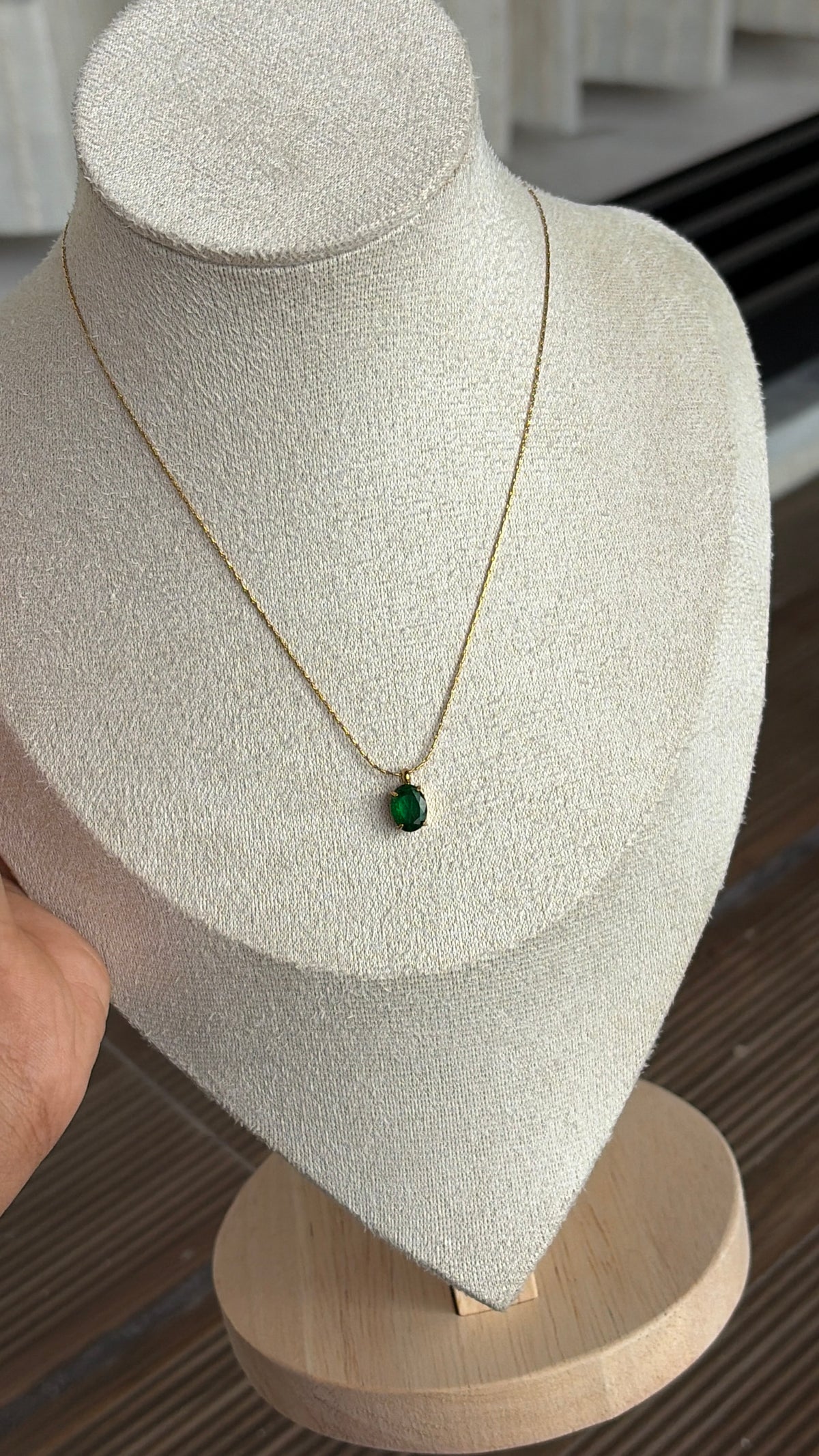 Angel emerald necklace