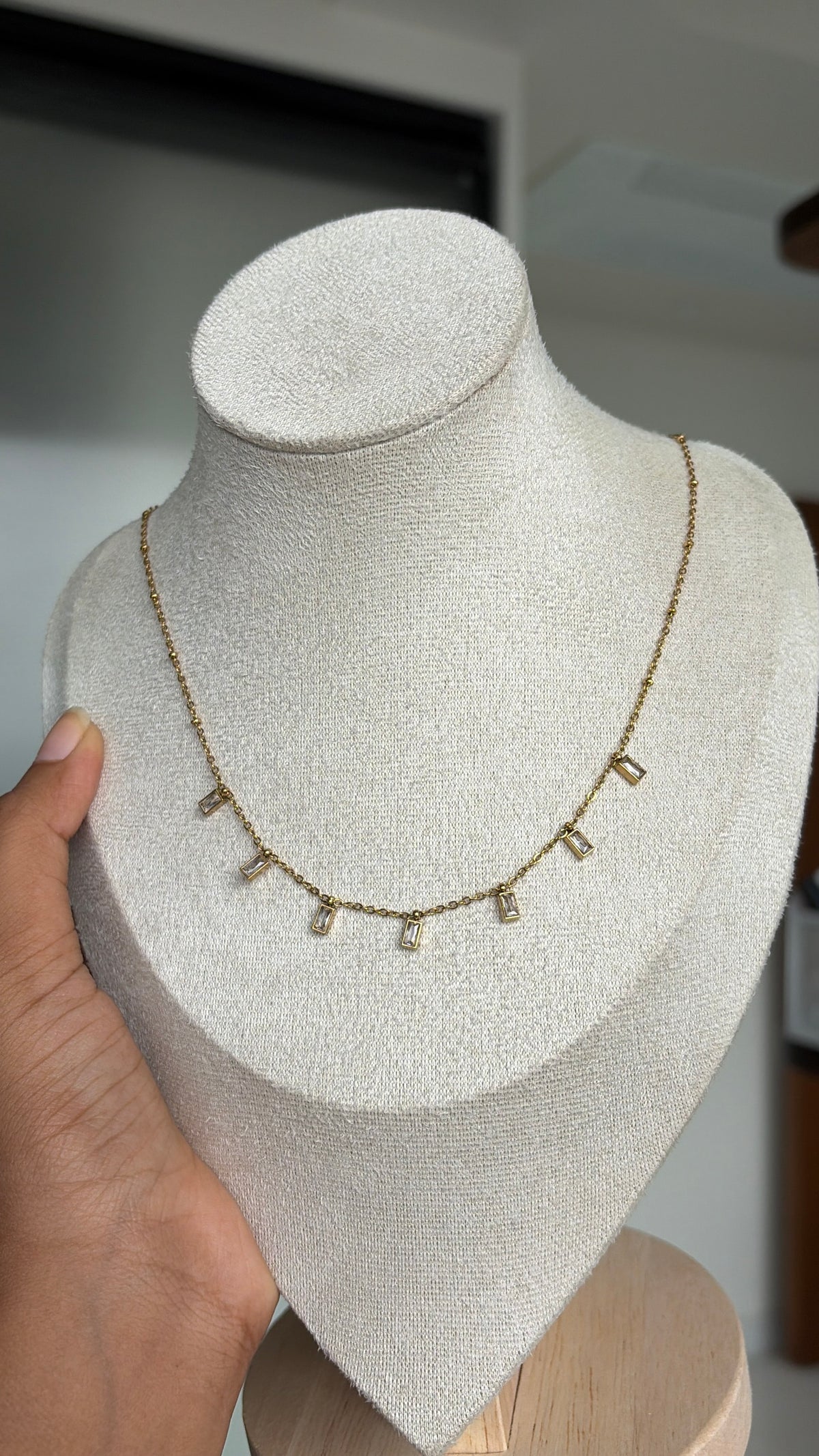 Arina necklace