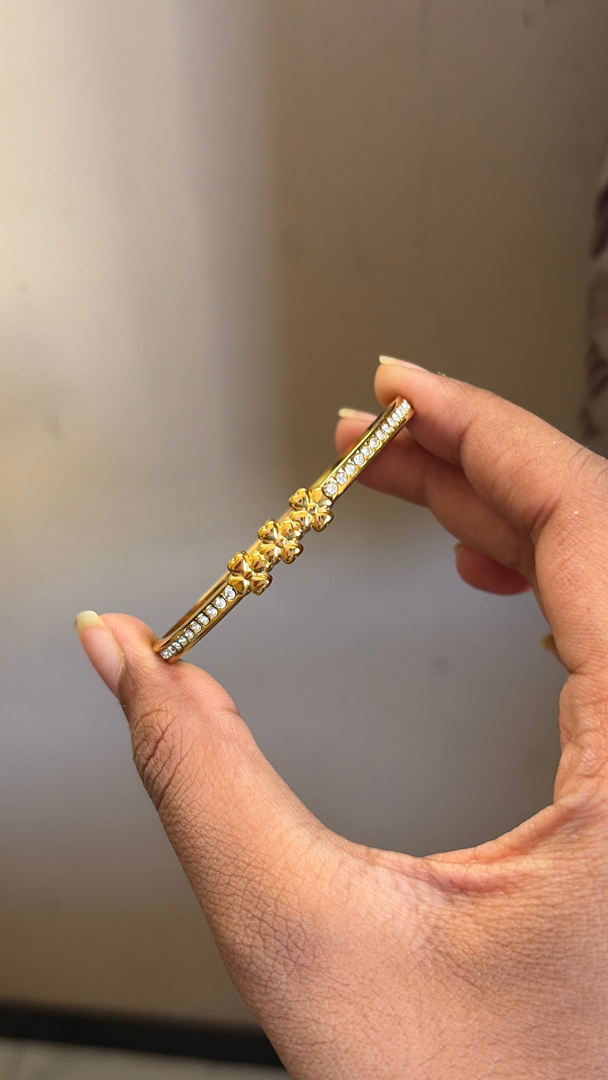 Flora baby size bracelet