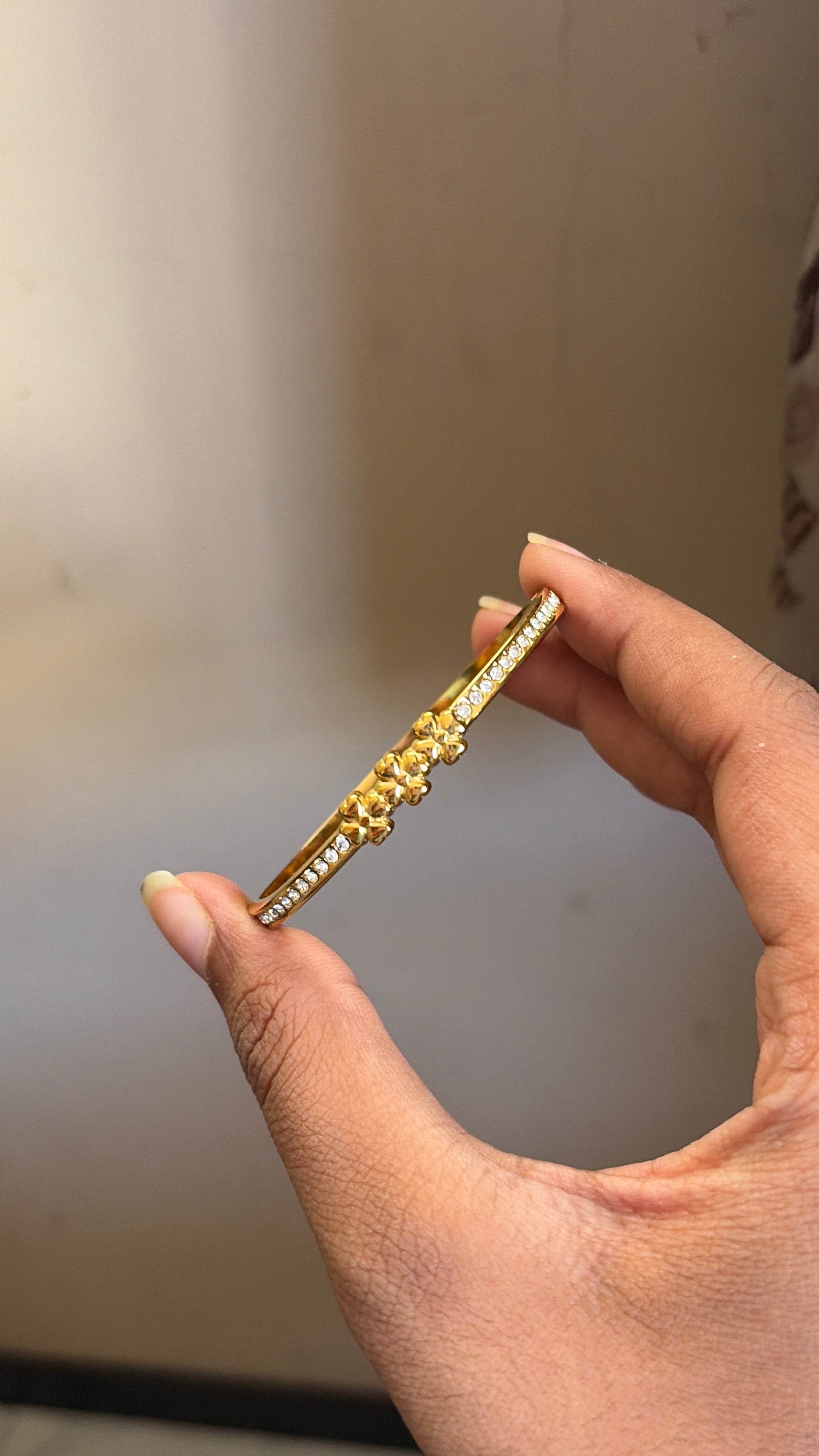 Flora baby size bracelet