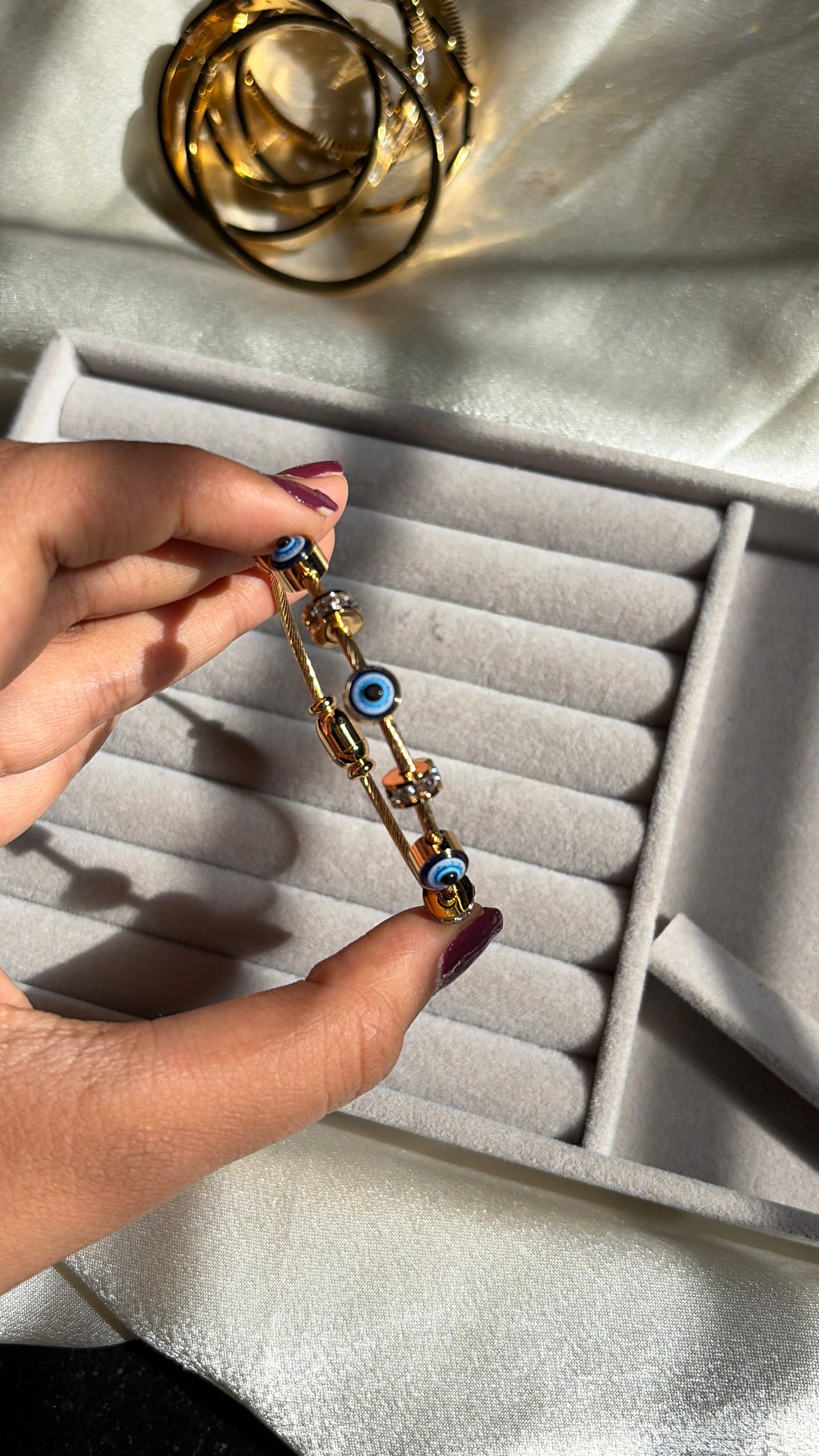 Evil eye magnetic bracelet