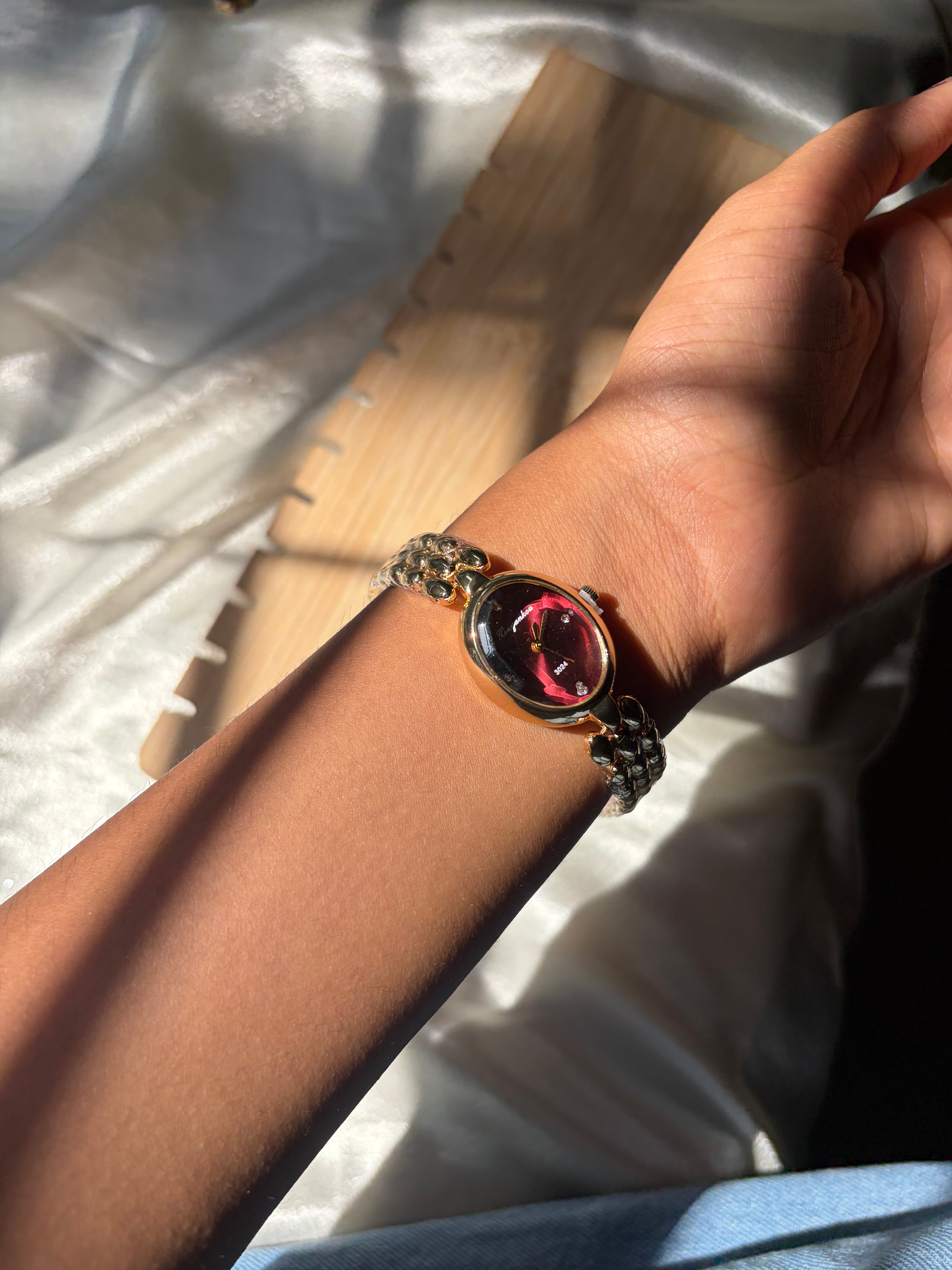 Esbelle watch