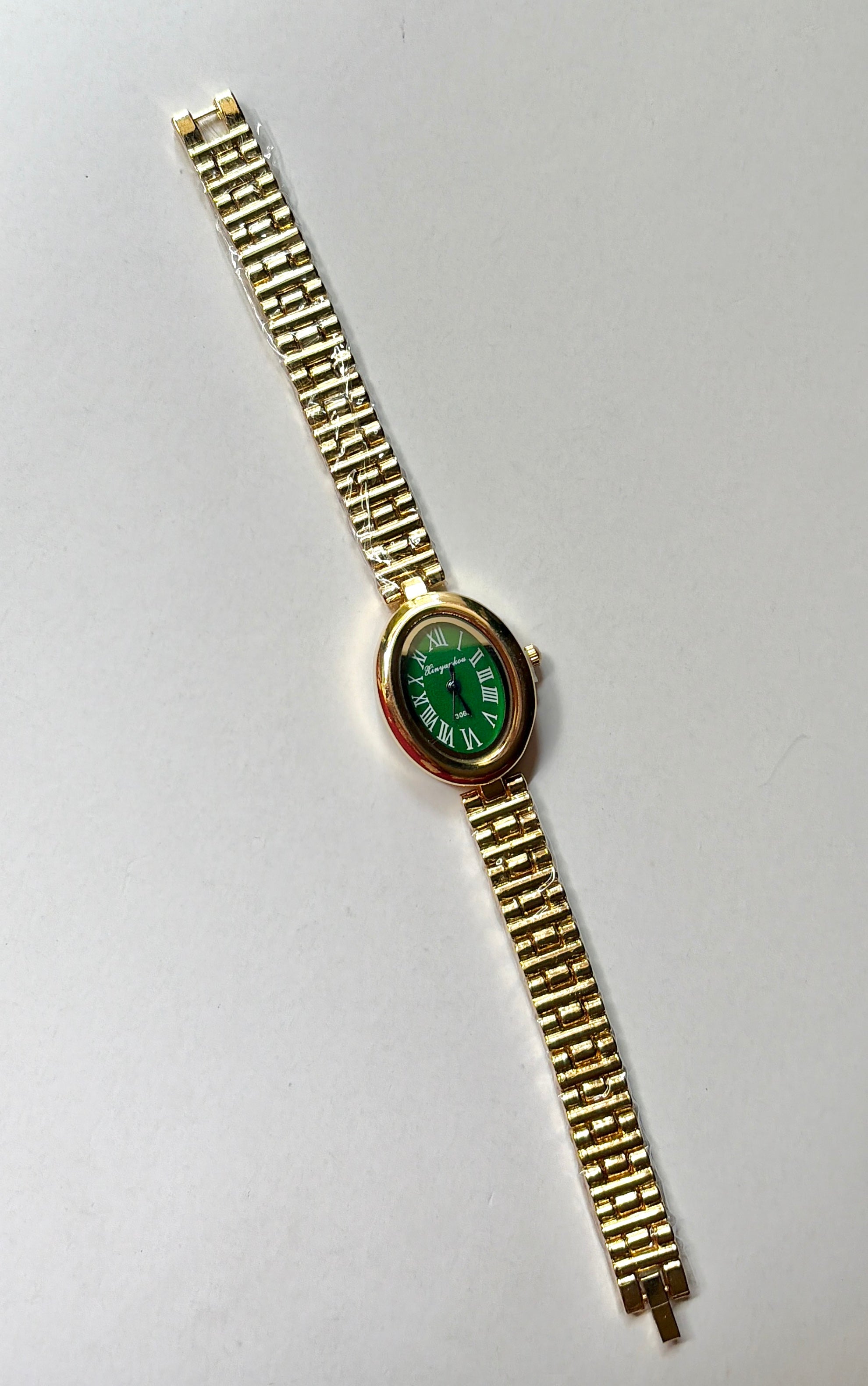Ella watch