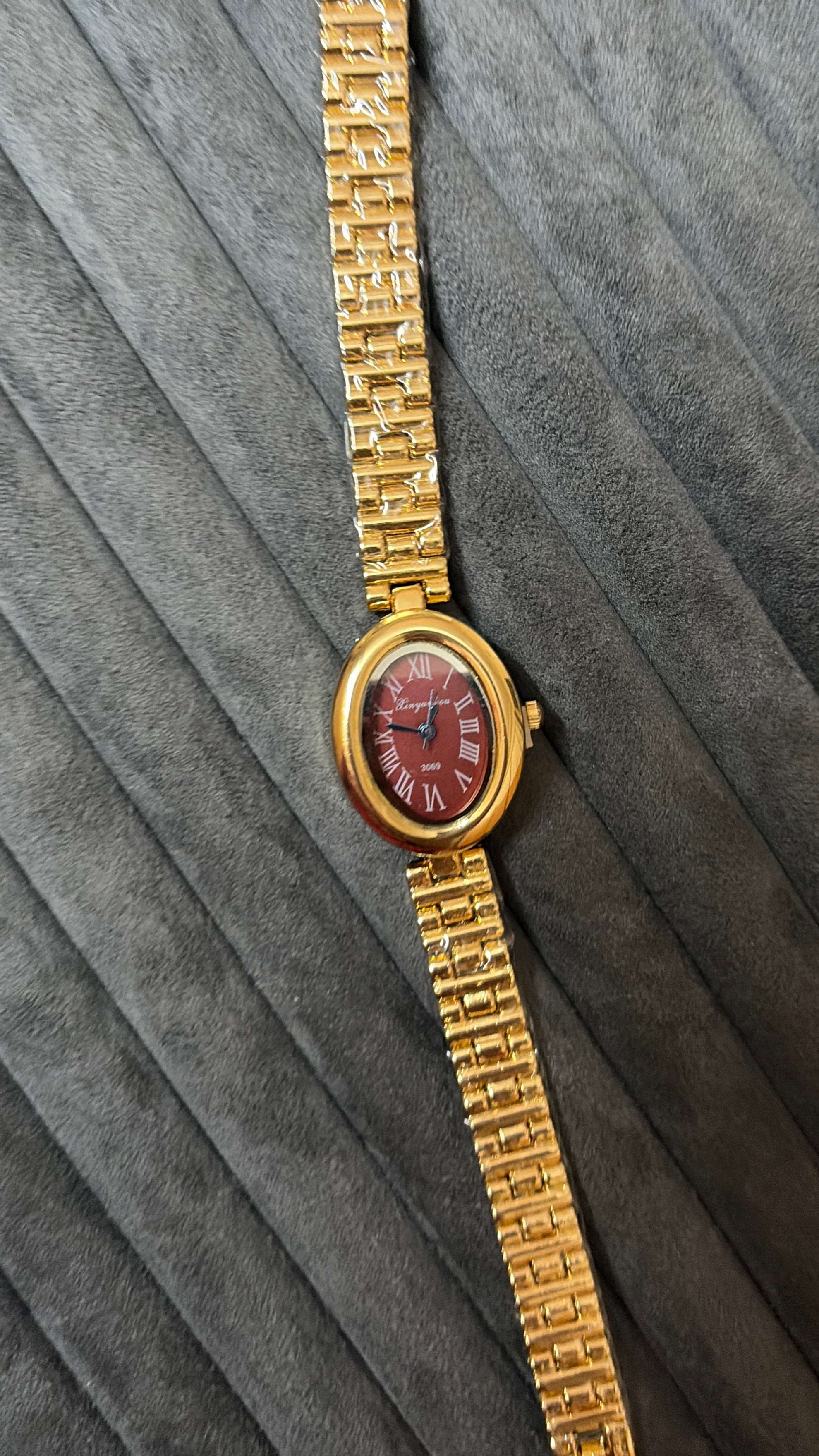 Alina watch