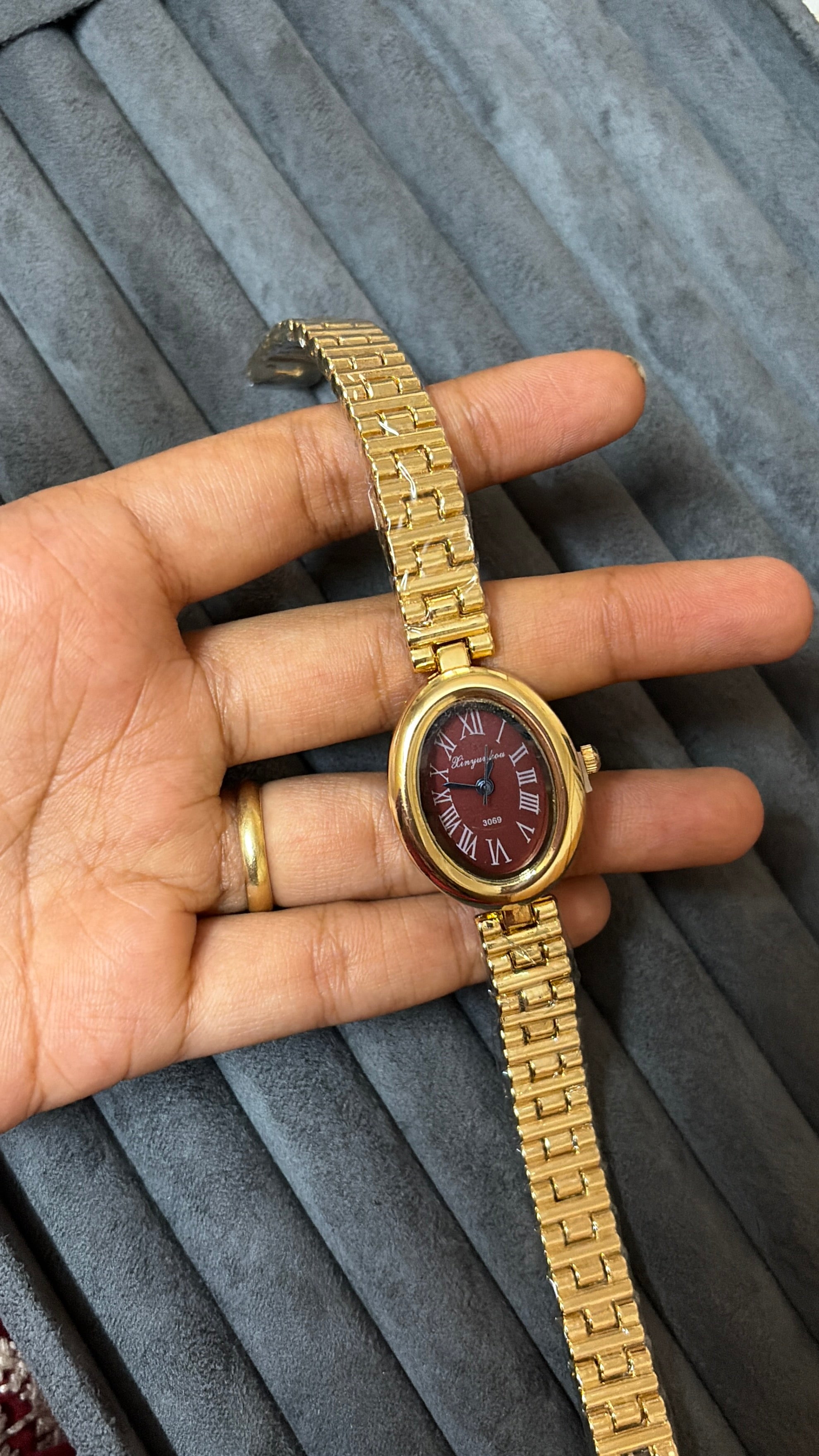 Alina watch