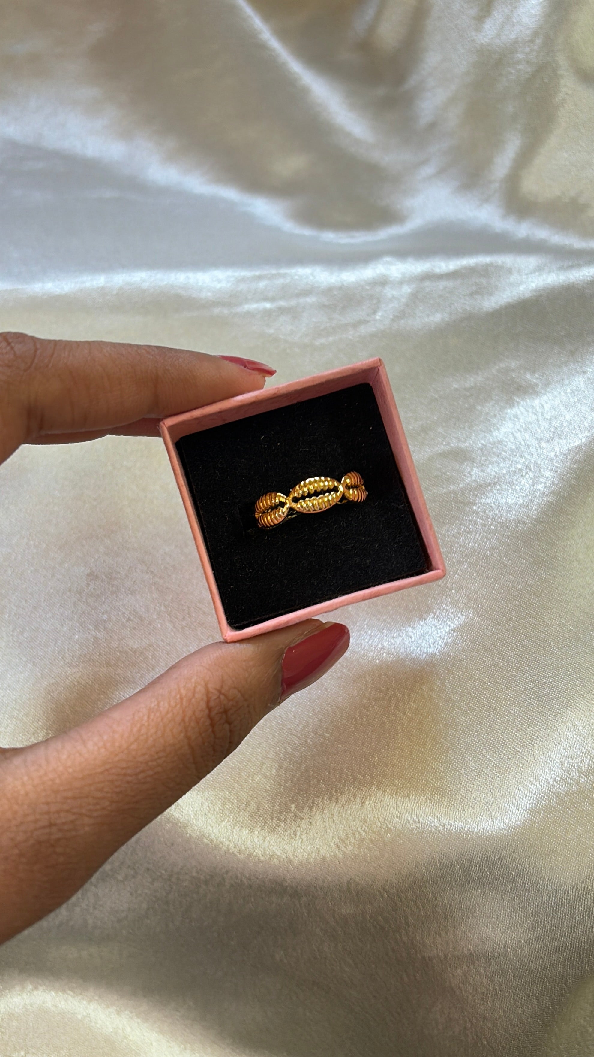 Emma ring (adjustable)
