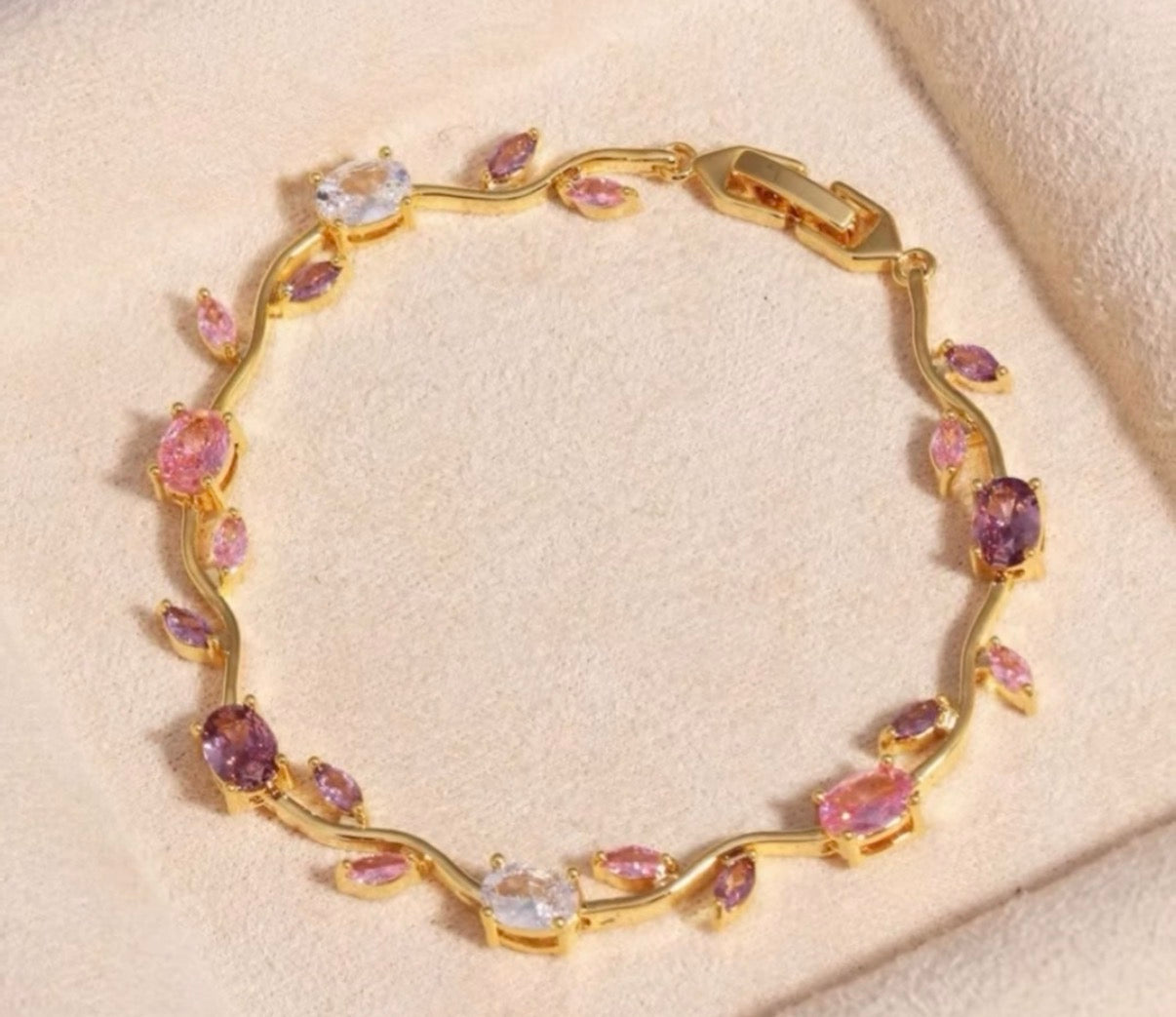 Rapunzel tulip bracelet