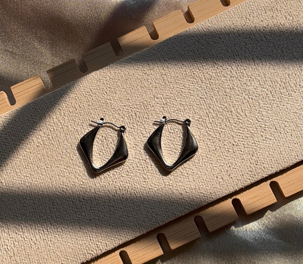 velora silver hoops