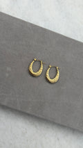 Longular hoops