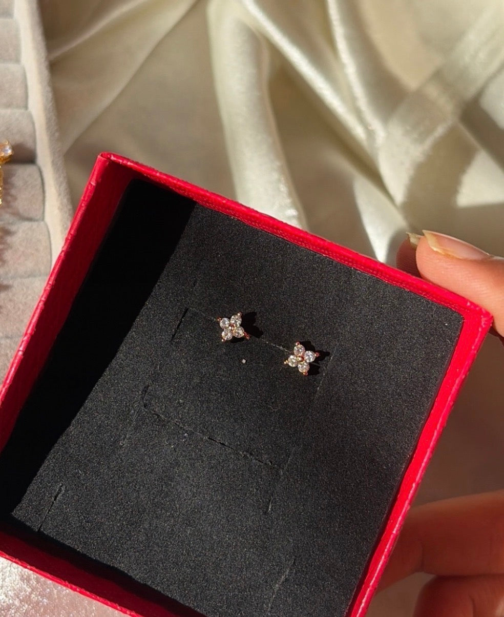 alora piercing earring