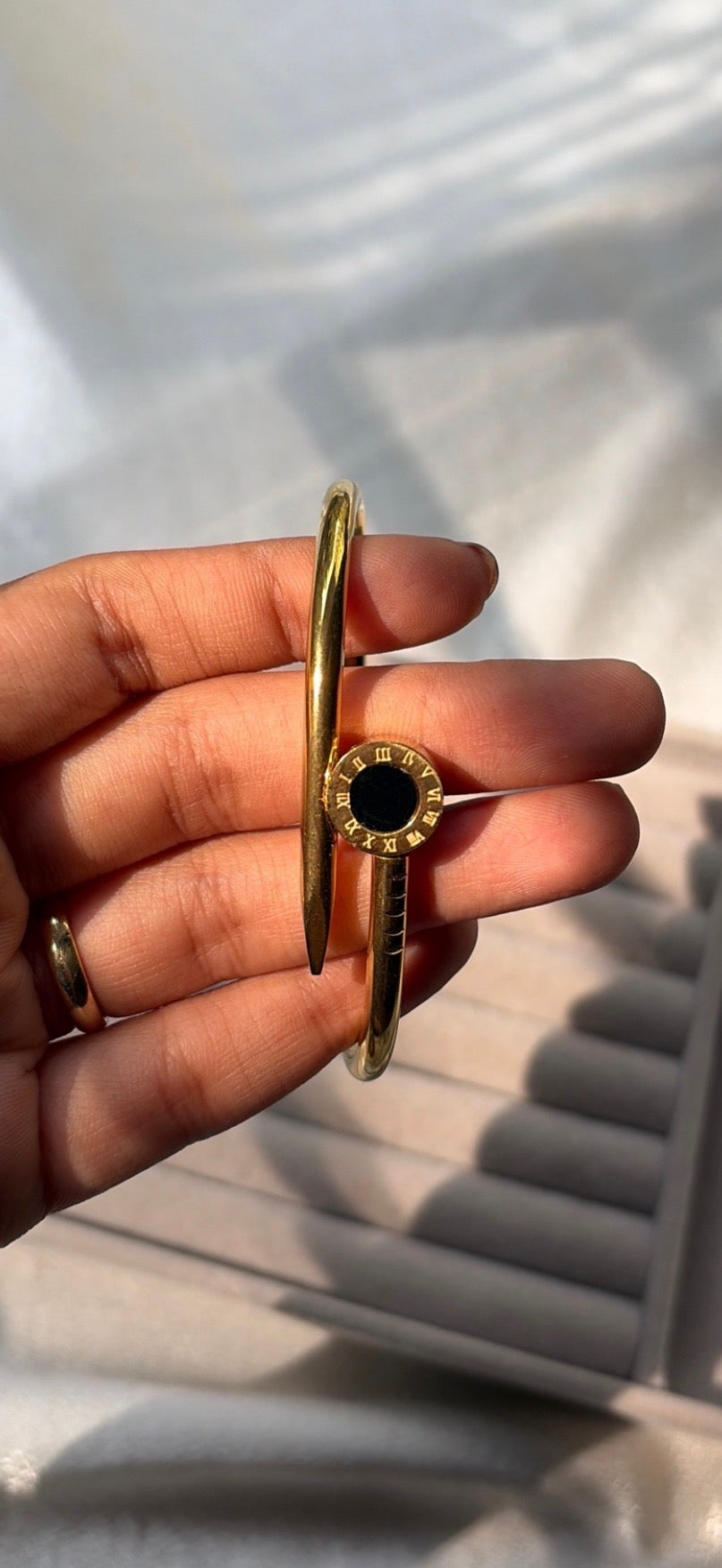 valor nail bracelet