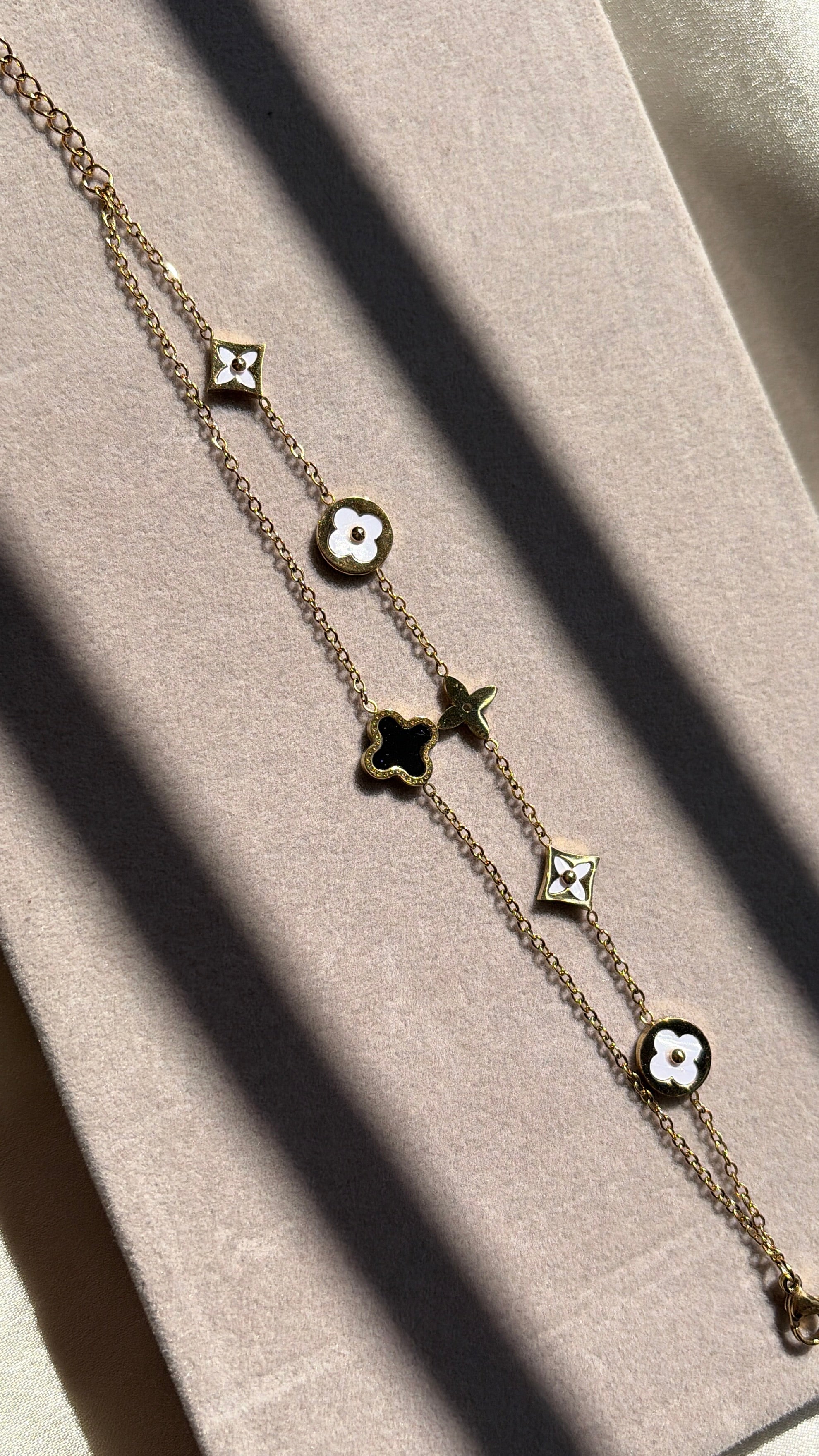 Clover double layered bracelet