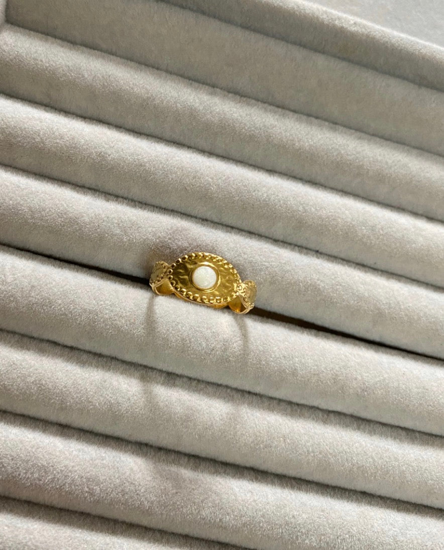 Ela ring (adjustable)