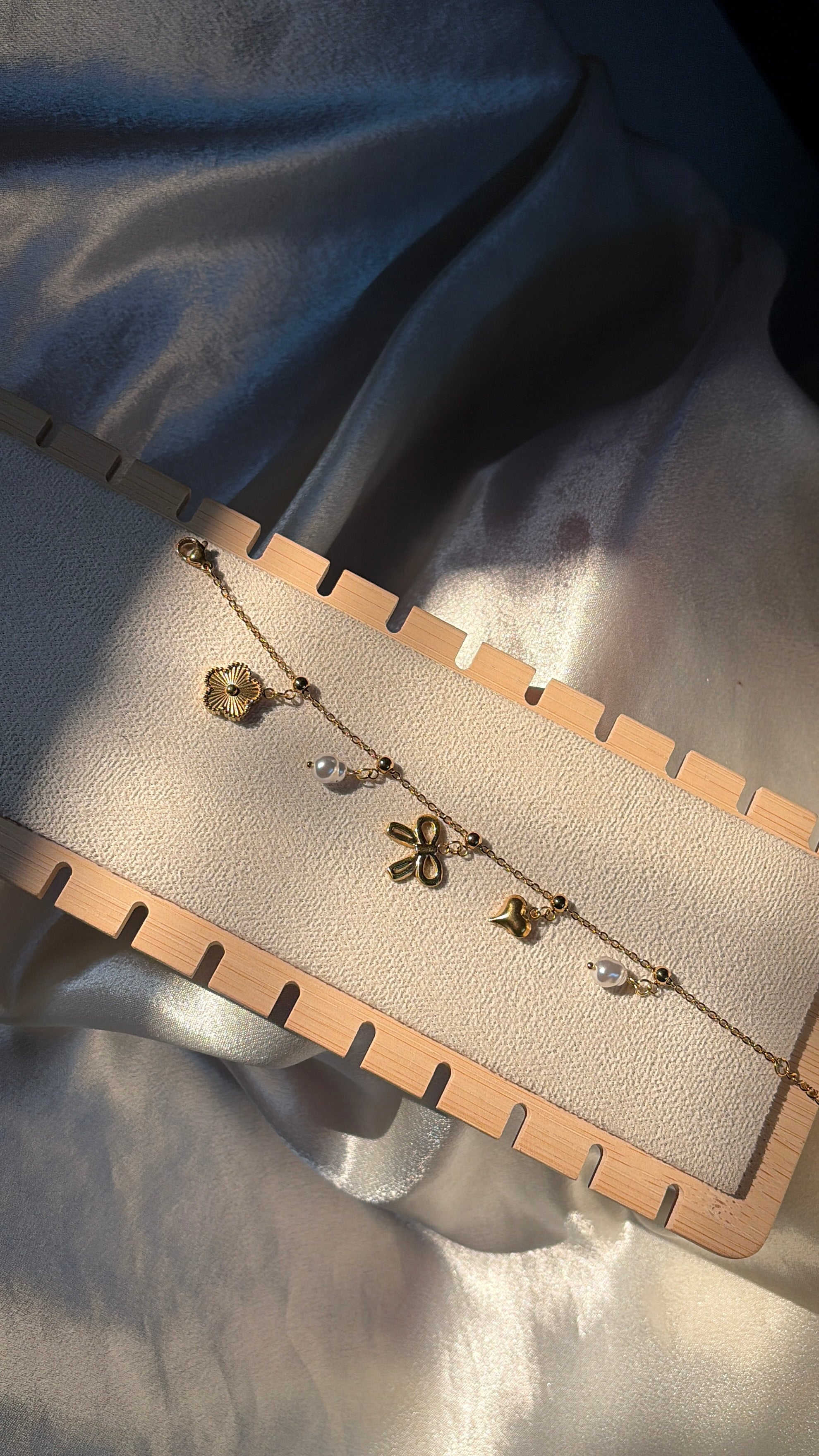 Akku Bracelet